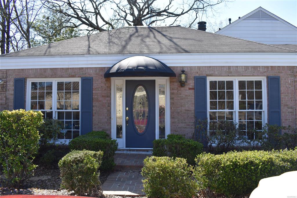 2931 Old Farm Rd One Level Townhome